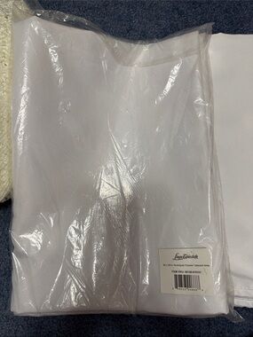 White Polyester Tablecloth by